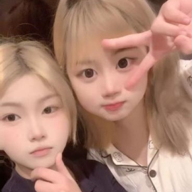 颜值在线三点粉两嫩妹