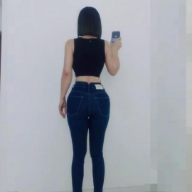 闷骚丰臀米苏老师