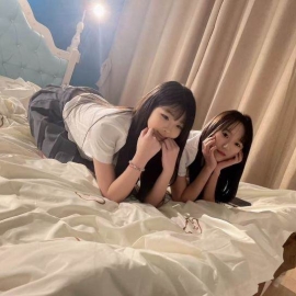 超嫩07年两小妹妹