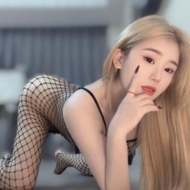 服务型翘臀女神初一