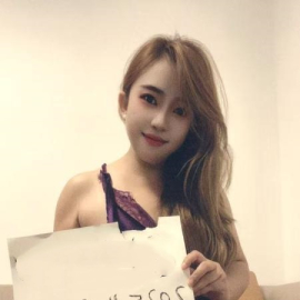 哈西万达小骚货